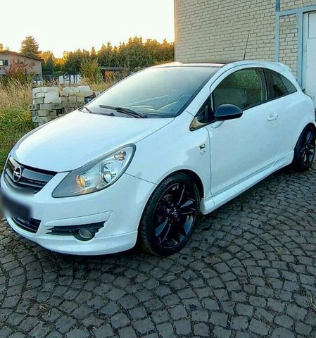 Opel Corsa D 1.4 OPC-Line*Limited Edition*...