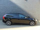 Volvo V60 Kombi Linje Svart Autom/Leder/Navi/PDC/AHK - Volvo V60 in Hannover