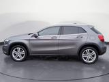 Mercedes-Benz GLA 220 d 7G-DCT Urban - Mercedes-Benz GLA-Klasse mit Anhängerkupplung