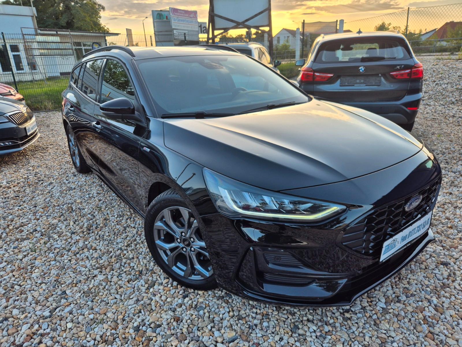 Ford Focus Turnier ST-Line X LED NAV AUT Kam
