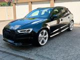 Audi RS3 2.5 TFSI S tronic quattro Sportback - - Audi RS3: Schwarz