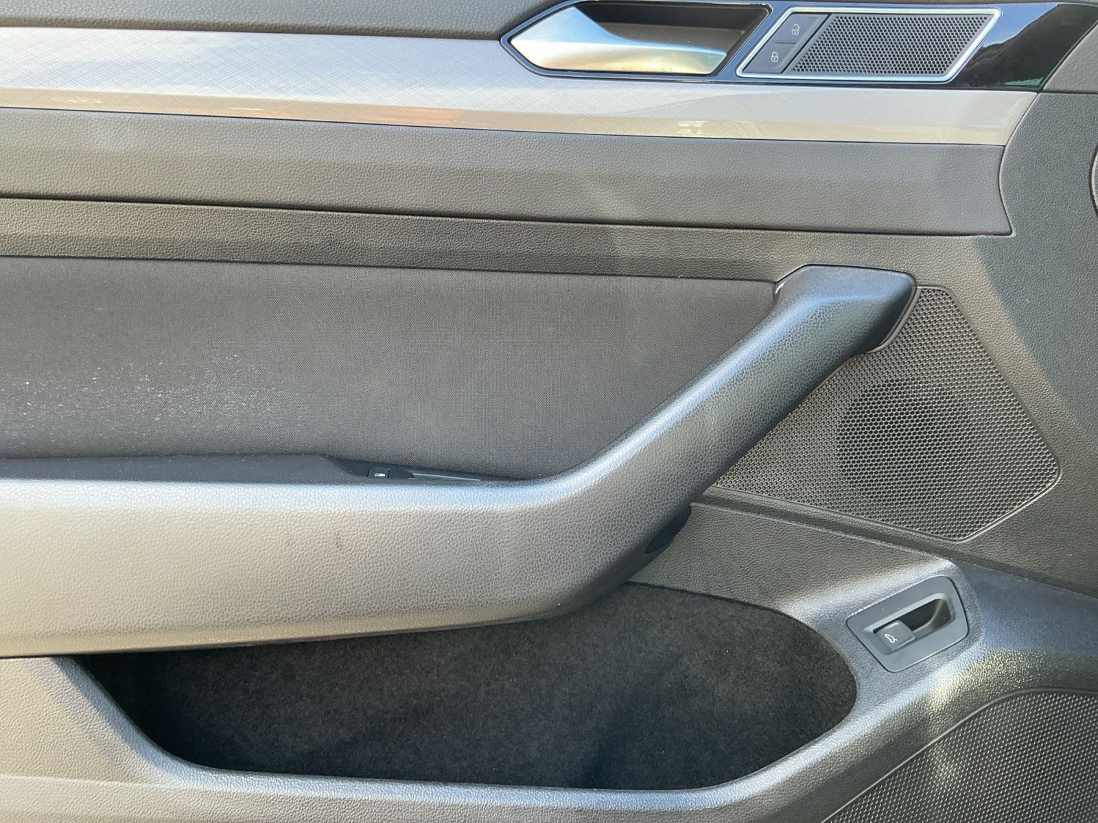 Volkswagen Passat Variant - Bild 15