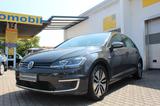 Volkswagen Golf VII Lim. e-Golf - mit Elektro-Antrieb: Kleinwagen