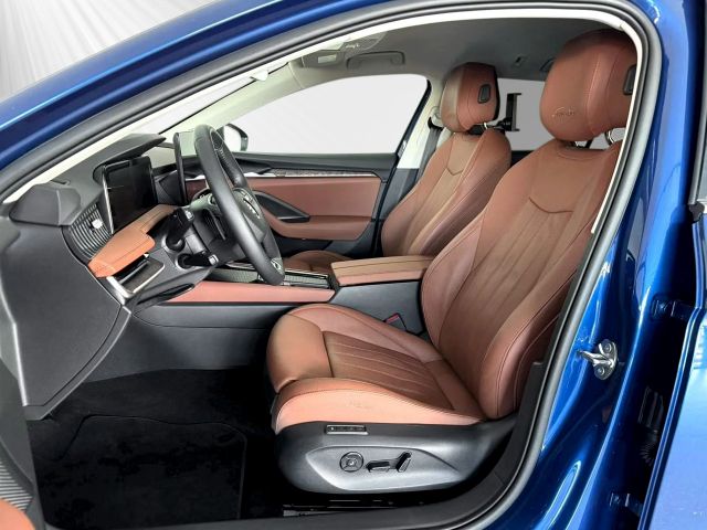 Skoda Superb Combi L&K Leder AHK Standh. Rollo 360Cam