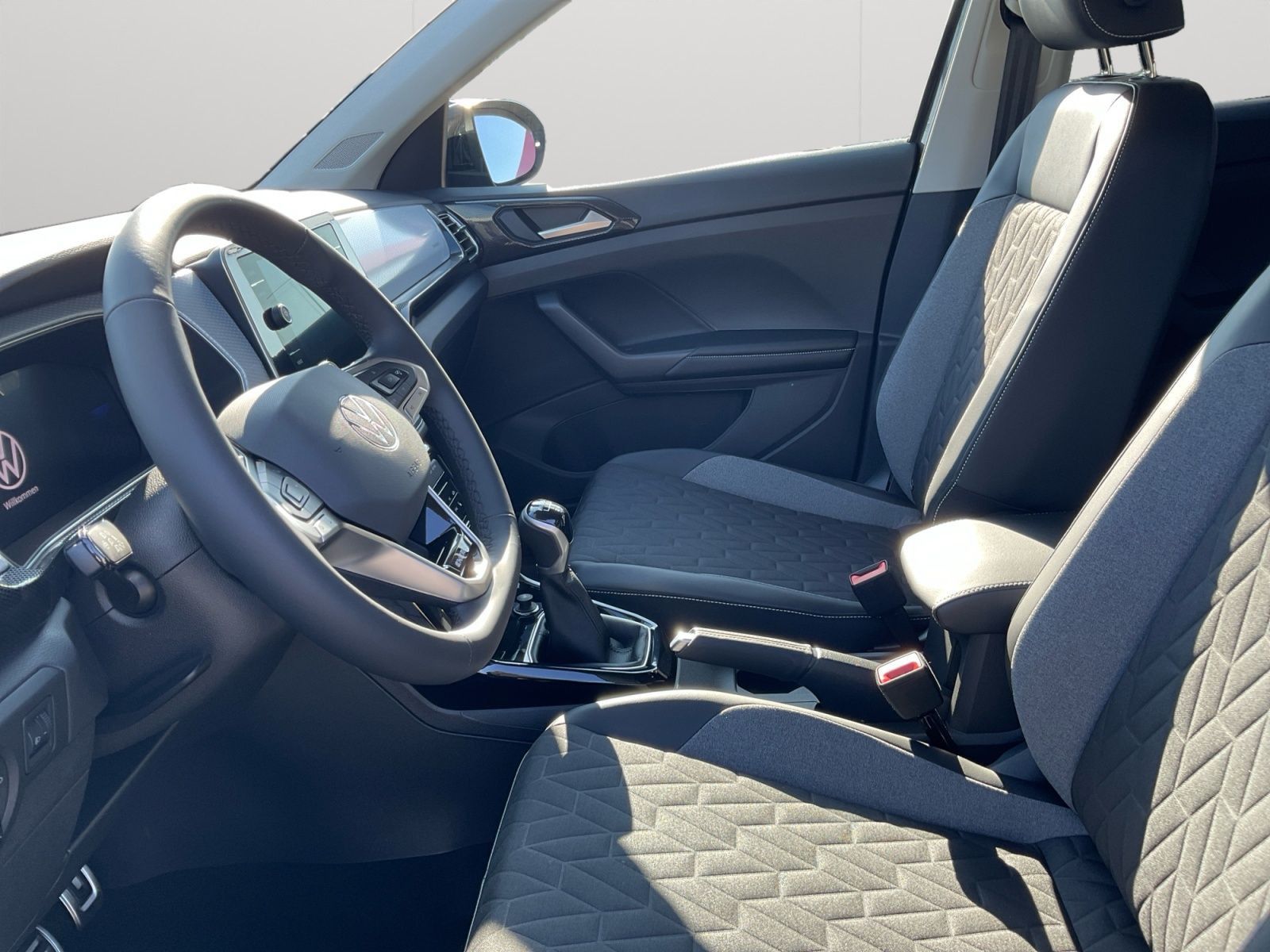 Volkswagen T-Cross - Bild 10