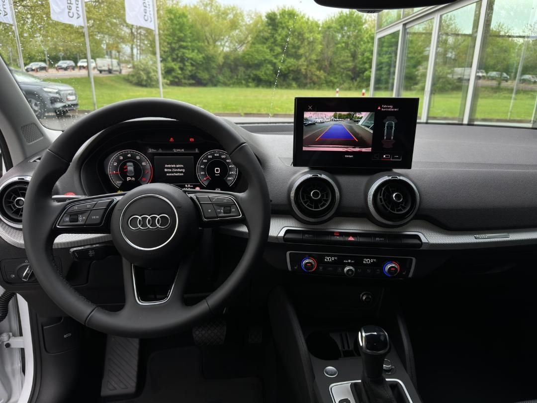 Fahrzeugabbildung Audi Q2 35 1.5 TFSI S-Line Kamera,LED,SHZ,Keyless,PDC