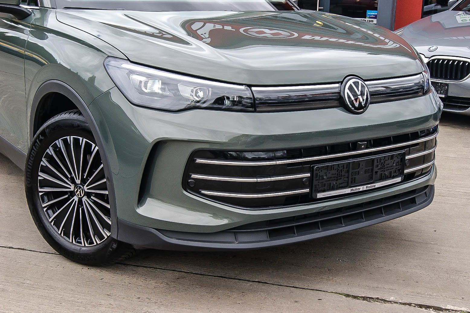 Fahrzeugabbildung Volkswagen Tiguan 1.5 eTSI 110 kW Elegance ANHZV CIPRESSINO