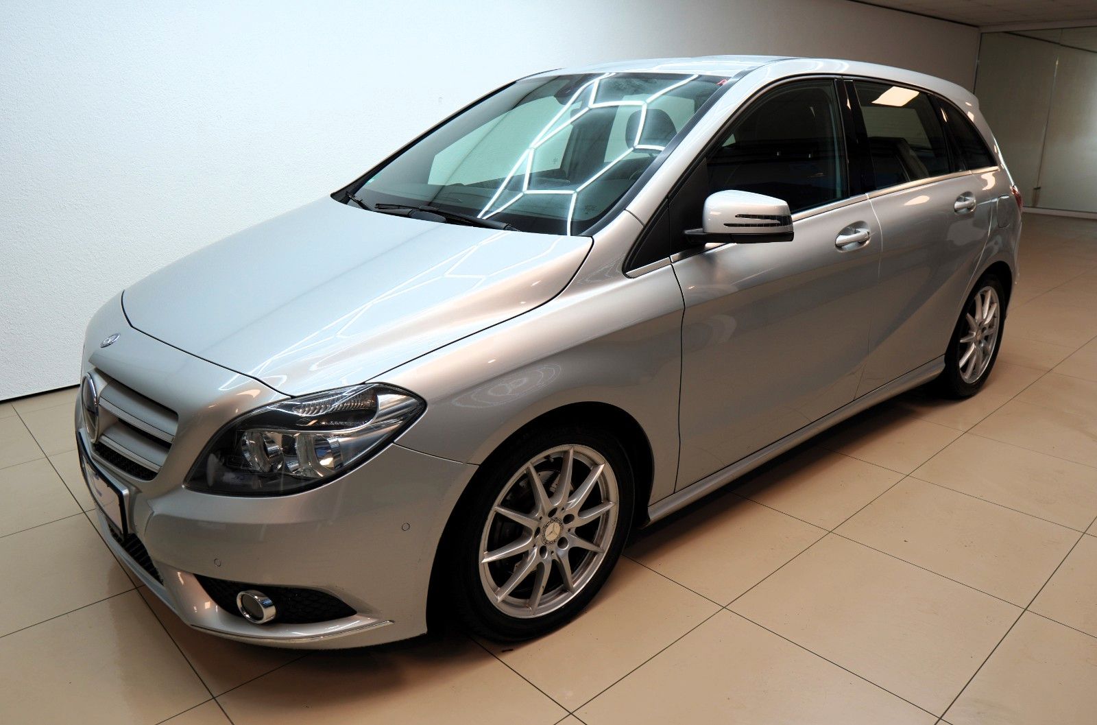 Fahrzeugabbildung Mercedes-Benz B 180 CDI *Navi*Shz*Automatik*