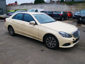 Mercedes E 200 - 1