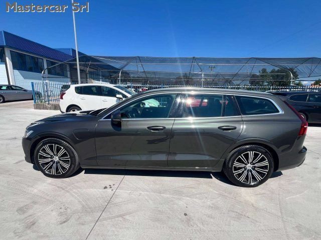 Volvo VOLVO V60 V60 II 2019 2.0 t8 te Inscription awd  imagem 3
