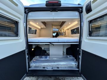 Westfalia Columbus 640 E 140 PS 8G  SOLAR LITHIUM SKYVIEW