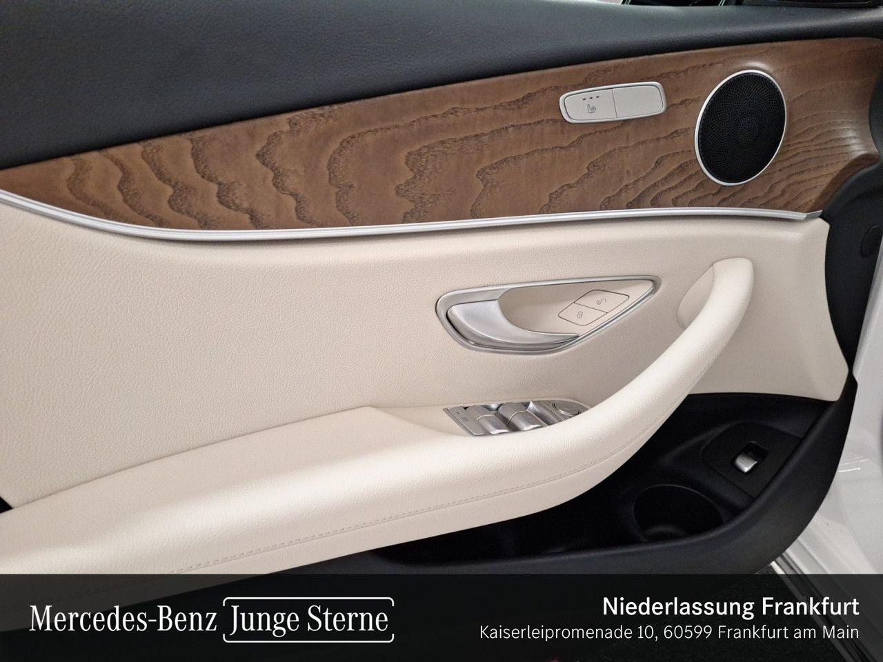 Mercedes-Benz E 300 de EXCLUSIVE AVANTGARDE SD Mbeam Ambiente foto 18