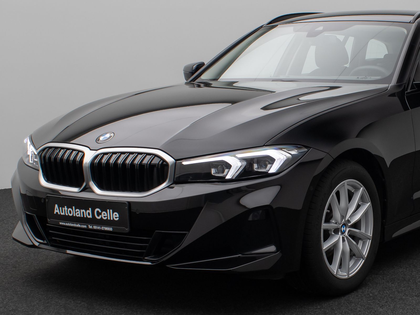 Fahrzeugabbildung BMW 318i Kamera DAB HiFi Widscreen DrivAssist Alarm