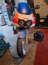 Honda CBR 400 NC29 - HONDA CB 400