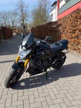 Yamaha FZ8 - YAMAHA FZ8