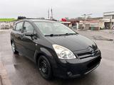 Toyota Corolla Verso 1.8 *7 Sitze*AHK*PDC*... - gebrauchte Toyota Corolla Verso aus dem Jahr 2007