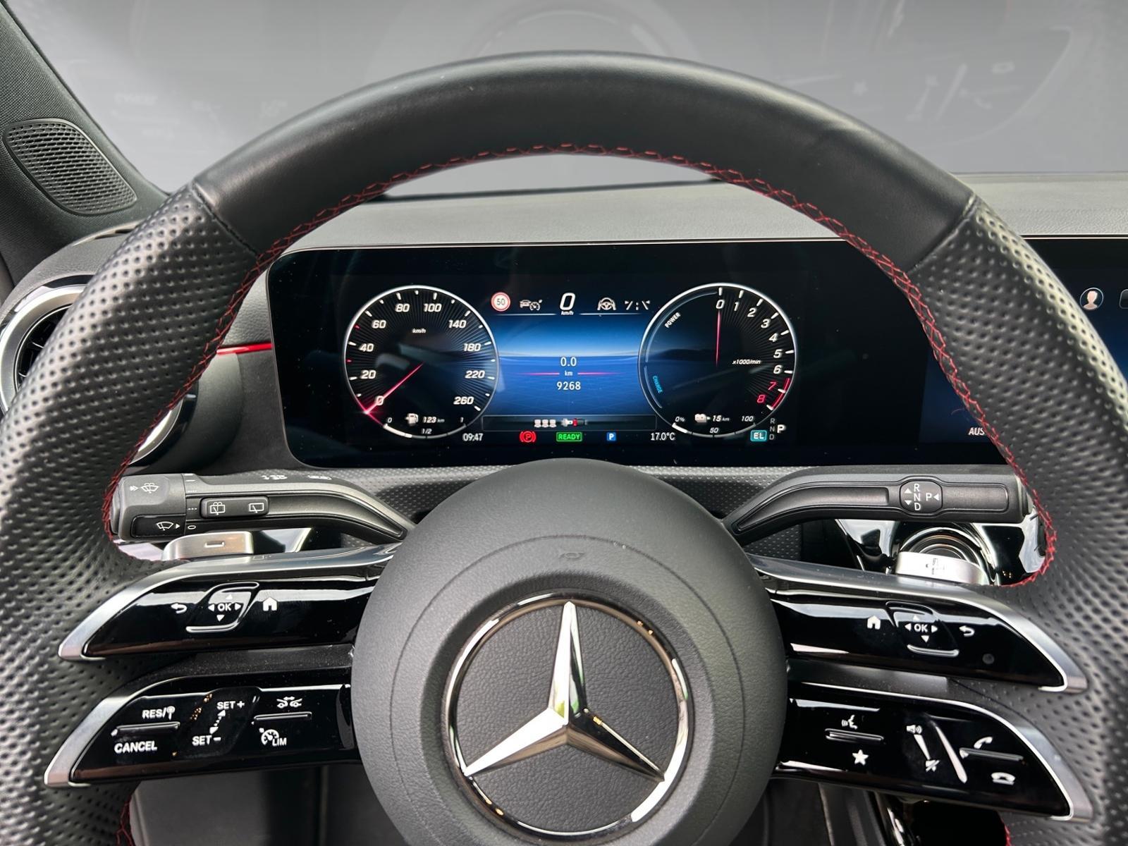 Mercedes-Benz A 250 e AMG+Night+Advanced+Sound+AHK+Distr+Kam