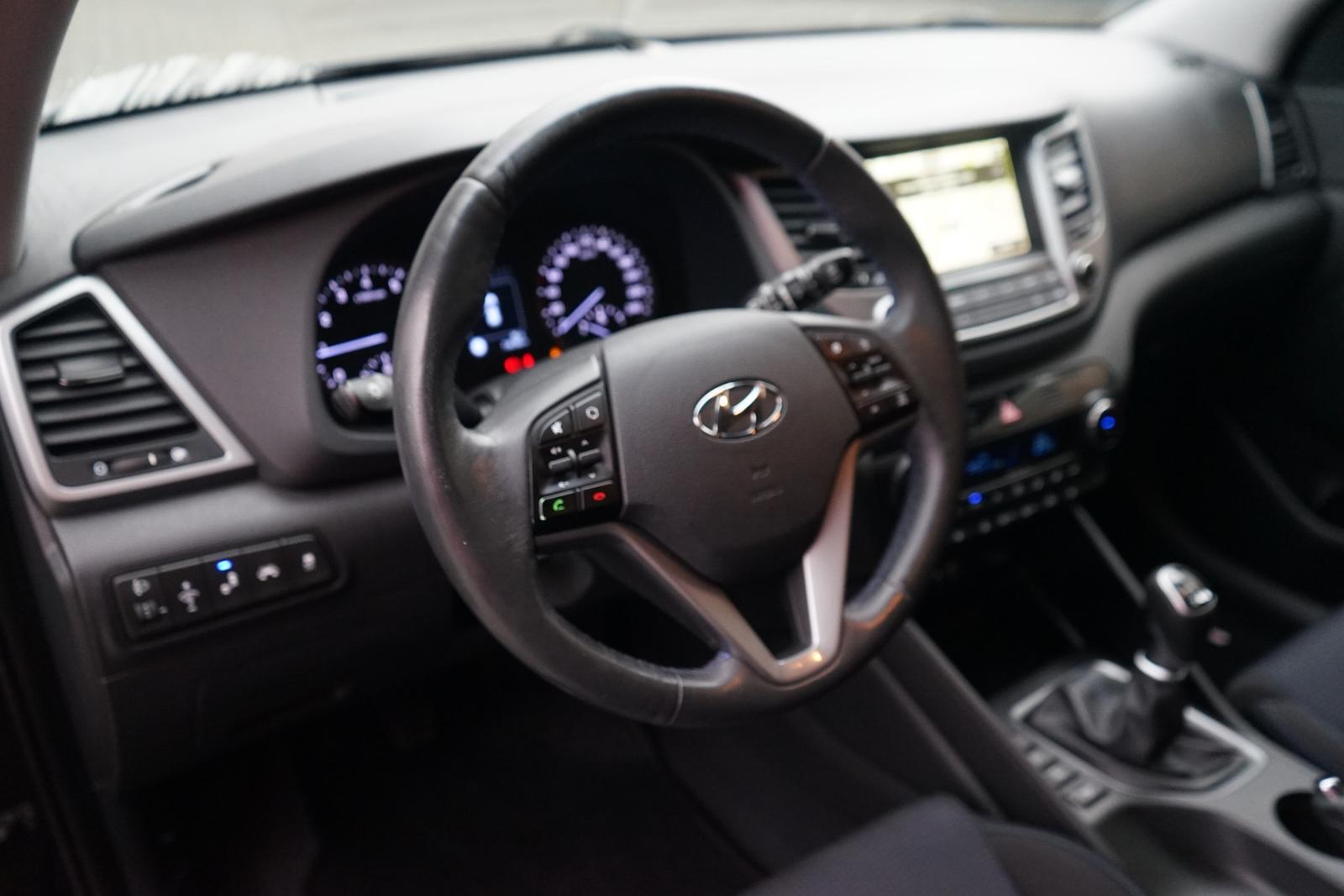 Hyundai Tucson 1.6 T-GDI 4WD Premium Navi Sitzheizung