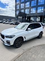 BMW X5 xDrive40i - - gebrauchte BMW X5 aus dem Jahr 2021