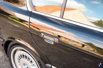 صورة مصغرة 39 لـ 1990 BMW M5