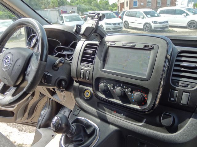 Fahrzeugabbildung Opel Vivaro B Kombi L1H1  2,9t/2.Hd/8-Sitz/AHK/Kamera