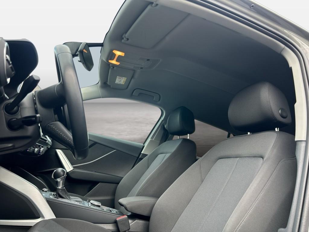 Audi Q2 35TDI quattro Basis LED Scheinwerfer, Navi