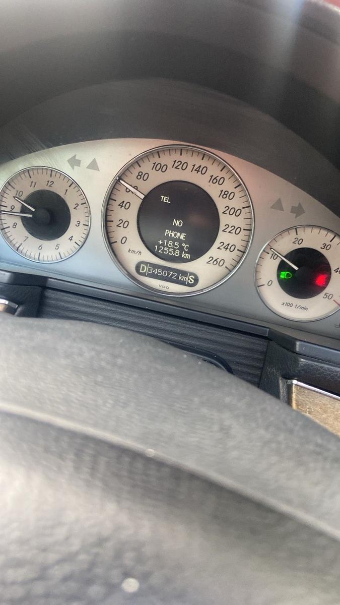Mercedes-Benz E 280