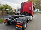 Volvo FH 420 Globetrotter ADR - Volvo Radlader