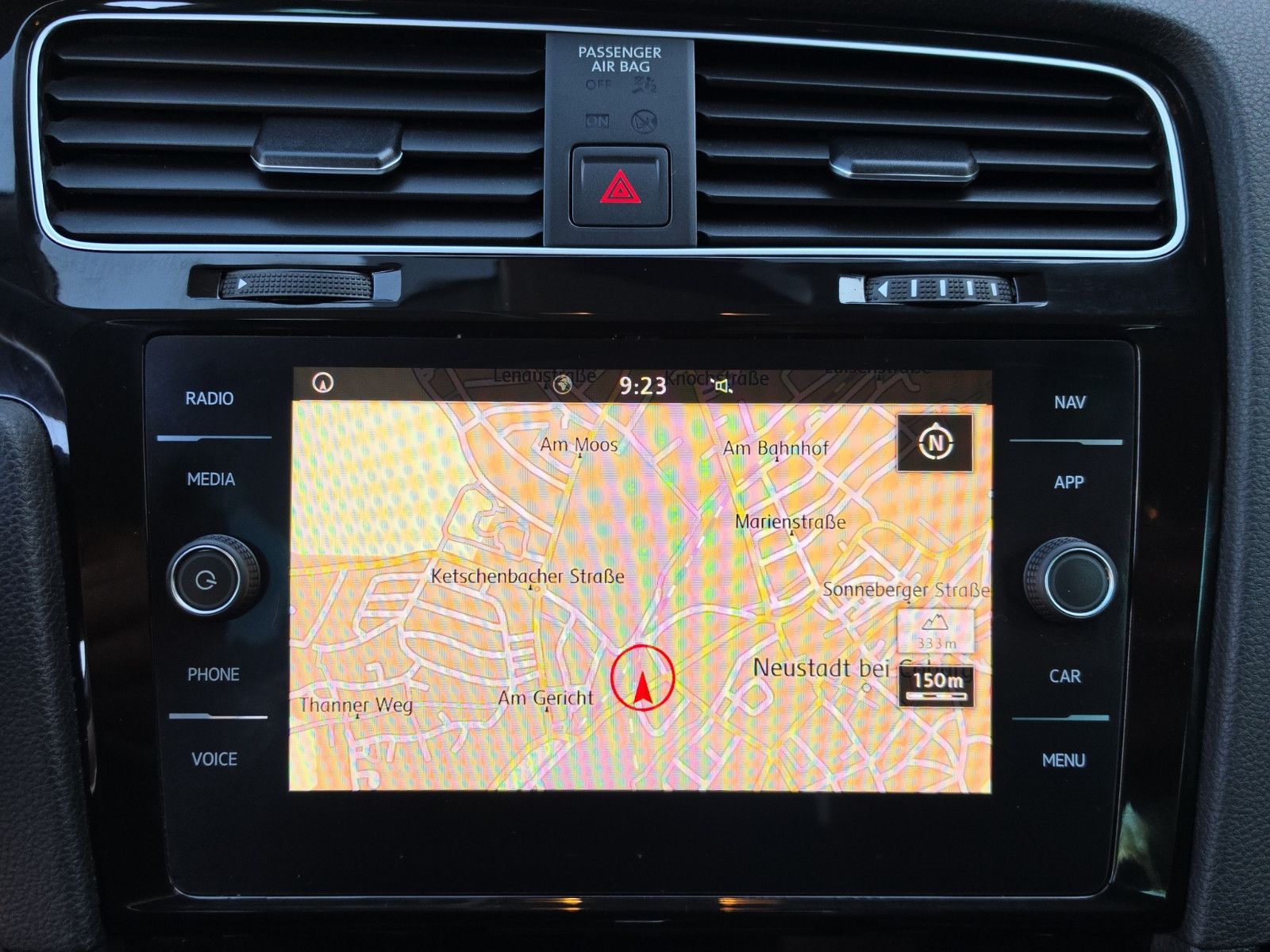 Fahrzeugabbildung Volkswagen Golf VII IQ.DRIVE Start-Stopp AUTOMATIK NAVI