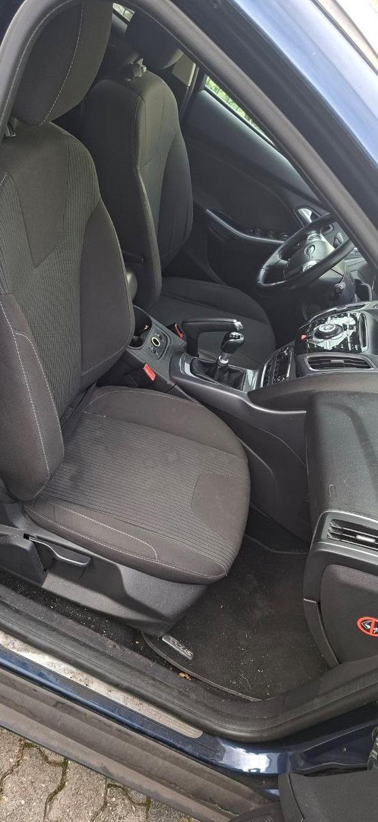 Ford Focus 2013 — photo 12