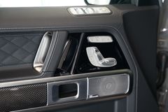 MERCEDES-BENZ G 63 AMG | Superior | Carbon | SD | classicgrau MERCEDES-BENZ G 63 AMG | Superior | Carbon | SD | classicgrau