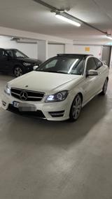 Mercedes-Benz C 350 AMG Coupé BlueEFFICIENCY - Mercedes-Benz C 350 mit Benzin-Antrieb: Coupe