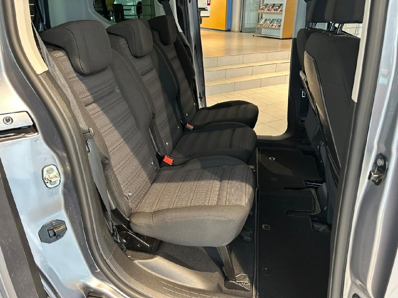 Fahrzeugabbildung Opel Combo Life E Elegance