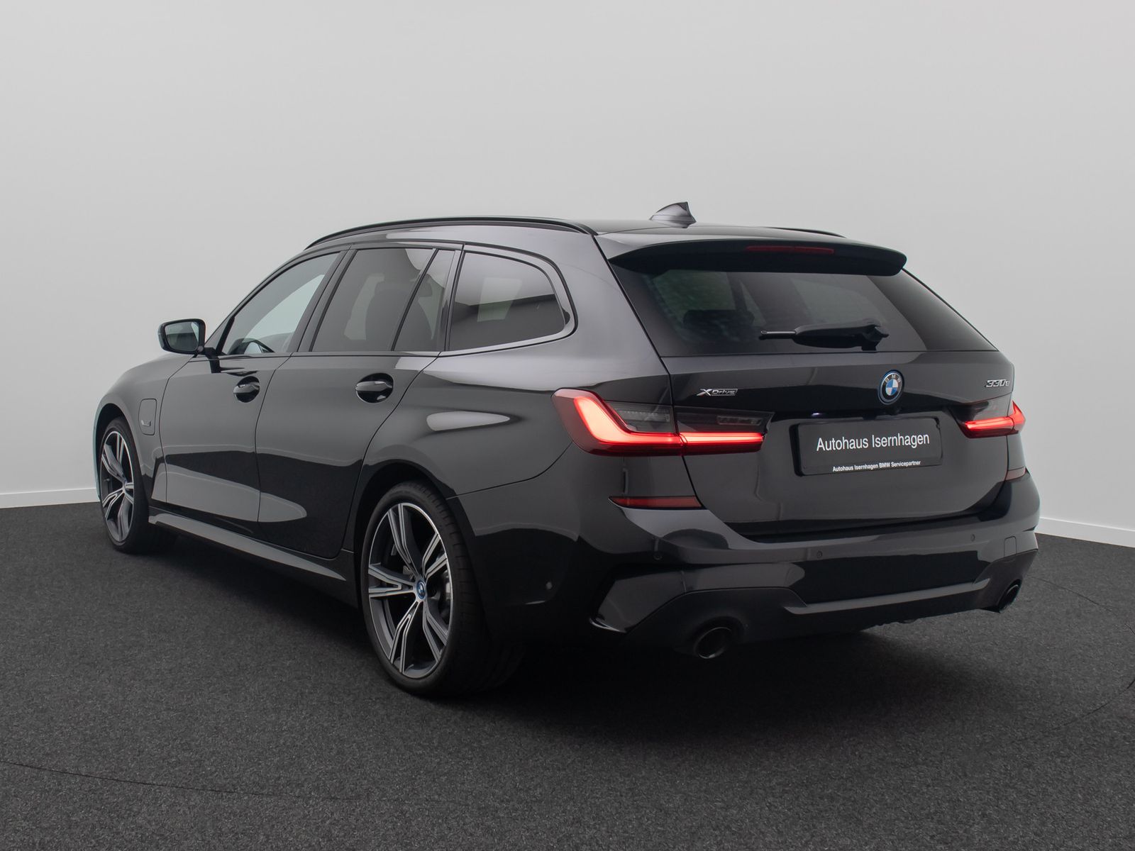 Fahrzeugabbildung BMW 330e xD M Sport Kamera Laser HUD DAB HiFi Komfor