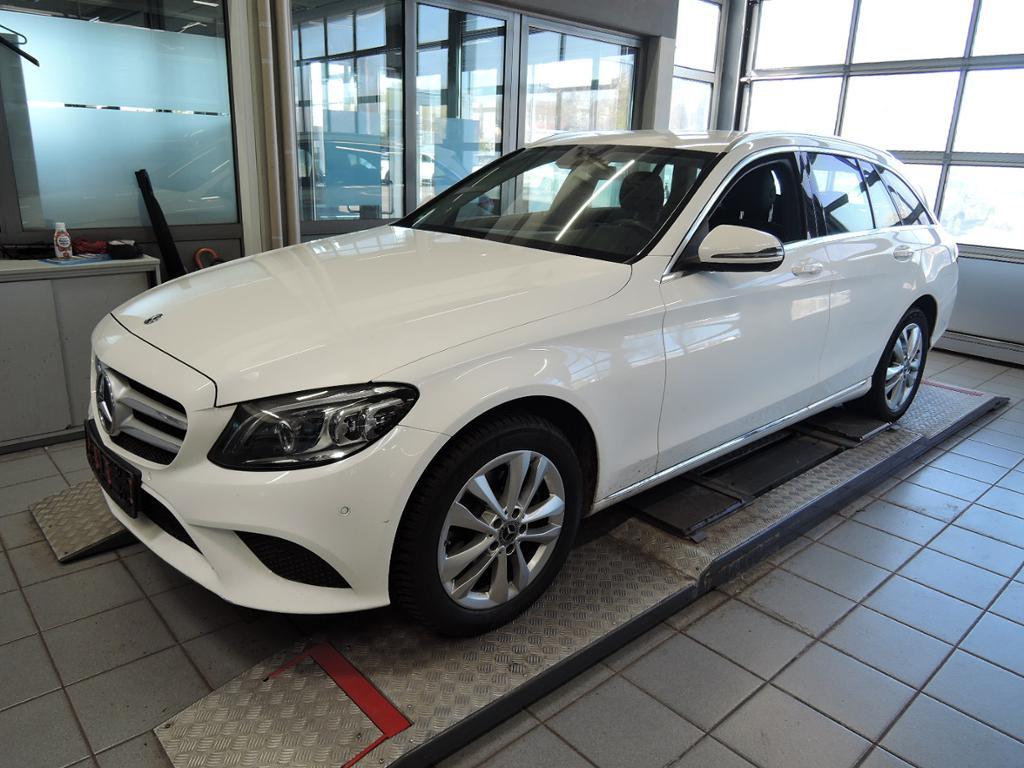 Mercedes-Benz C 220 d 4M T Avantgarde/Multibeam/Kamera/Spur-P/