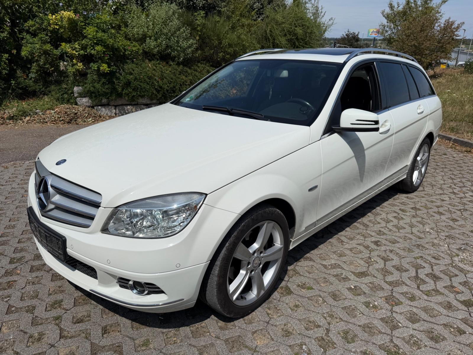 Mercedes-Benz C 180 T BlueEFFICIENCY AVANTGARDE