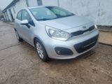 Kia Rio Spirit - Kia Rio aus 2011