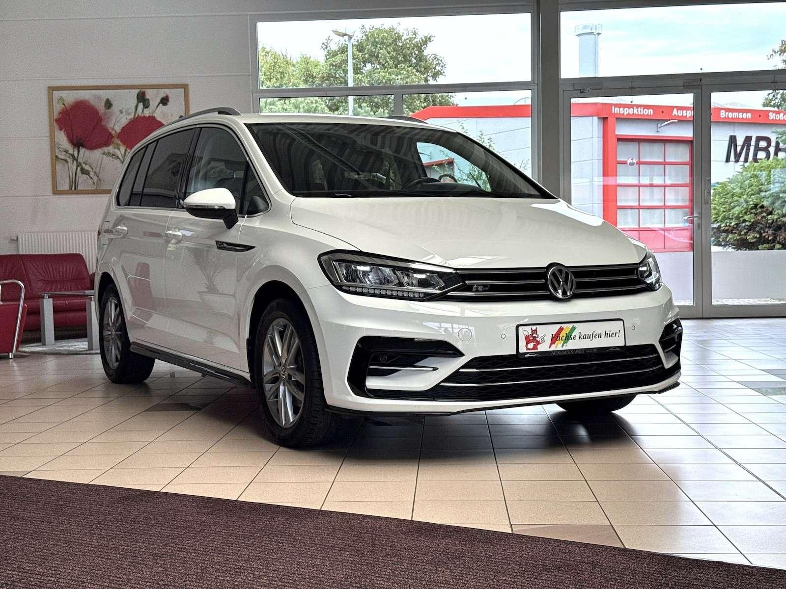 Fahrzeugabbildung Volkswagen Touran 150 DSG R-Line/7Sitz/LED/Navi/ACC/Mass...