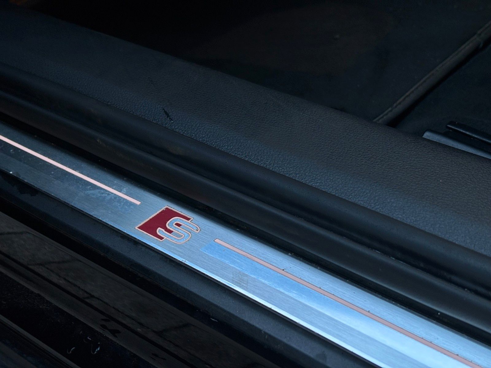 Fahrzeugabbildung Audi A6 Avant 50 TDI *S-Line*Pano*HUD*B&O*Kamera