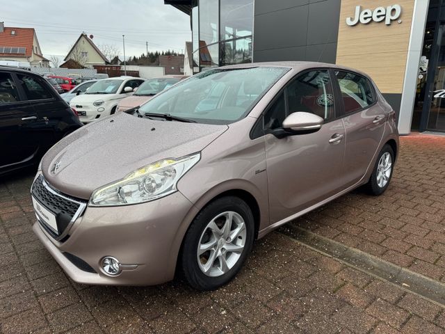 Peugeot 208 1.2 12V VTi/PureTech 82 Active NAVI TEMPOMAT