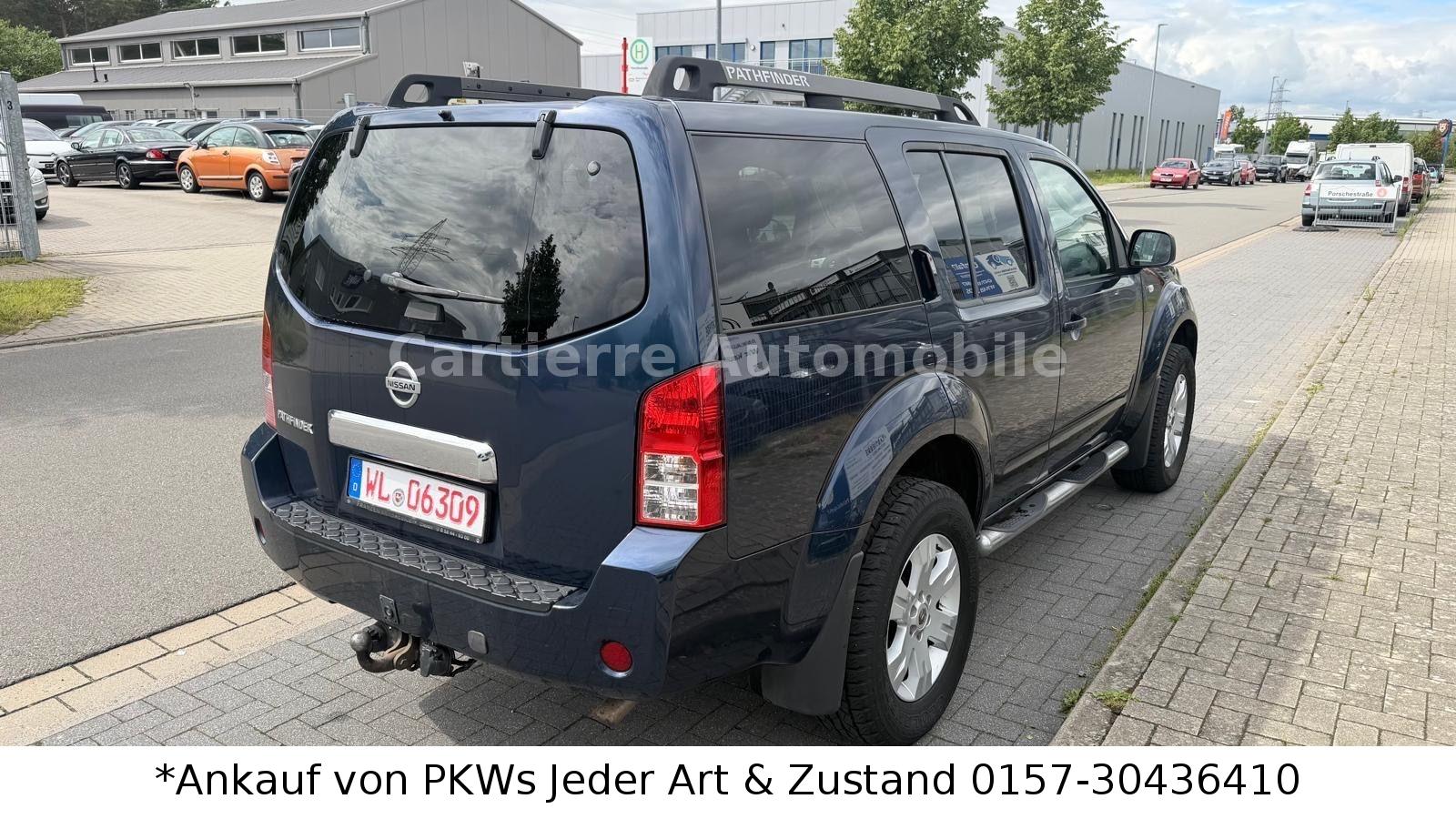 NISSAN PATHFINDER 2.5 DCI 174CH - ELEGANCE - BVM - CLIMATISATION - ATTELAGE