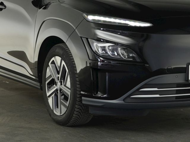 KONA Elektro TREND 64kWH AT+VOLL LED+NAVI+RÜCKFA