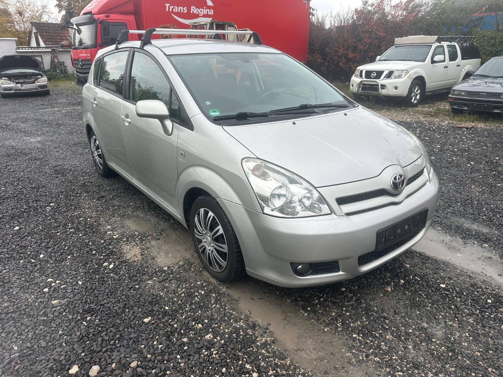 Toyota Corolla Verso 2005 — photo 7
