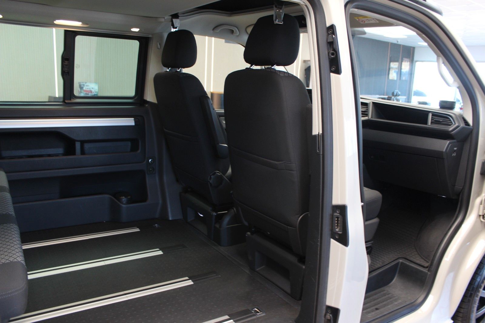 Volkswagen T6.1 California Beach Tour 4Motion TDI 150PS foto 24