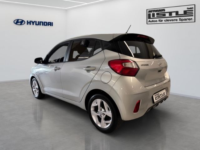 Fahrzeugabbildung Hyundai i10 Edition 30 Apple CarPlay Android Auto DAB SH