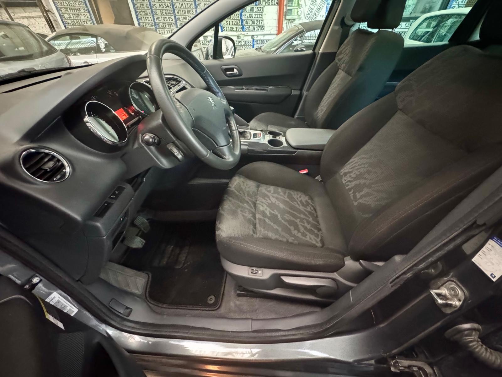 Peugeot 3008 Business-Line *1.Hand*Navi*Zahnriemen NEU*
