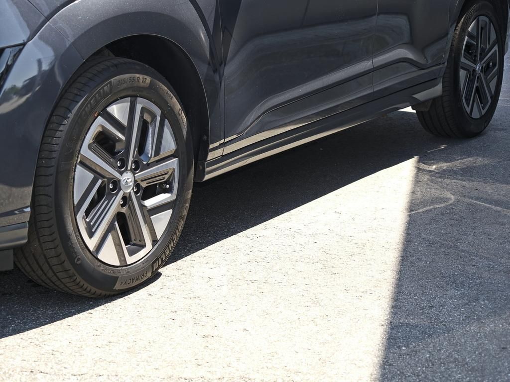 Fahrzeugabbildung Hyundai KONA TREND ELEKTRO 2WD KAMERA LED SPUR PDC TEMPO