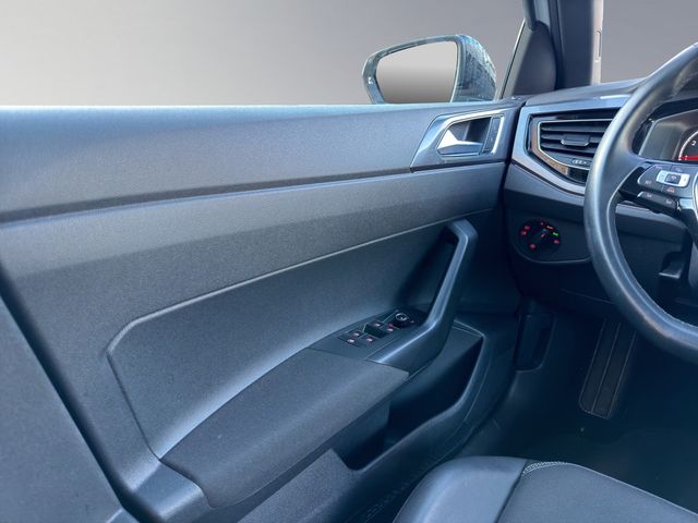 Polo 1.0 TSI Highline DSG PDC SHZ NAVI ACC LED