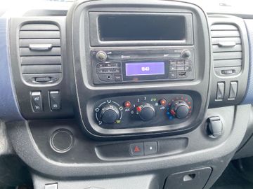 Bild 13 Opel VIVARO KASTEN L2H1 AHK KLIMA 3-SITZER TEMPOMAT