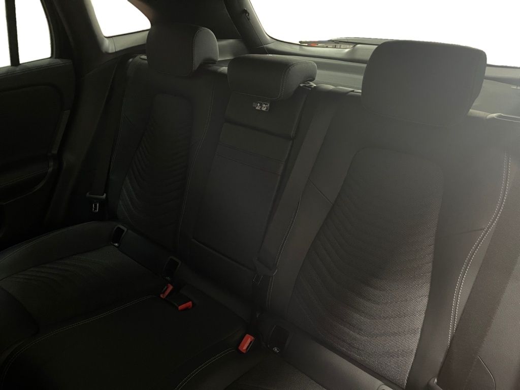 Mercedes-Benz EQA 300 4matic Progressive AMG MBUX Progressive foto 10